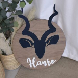 Handcrafted wooden name board – personalized wall décor for nurseries, toddler rooms, and home spaces by Cinnaspice Baby Boutique South Africa.