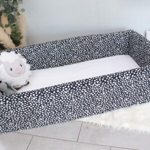 Dotted | Travel Bed | Black and White