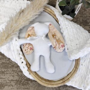 Remembrance bunny with printed angel feet and baby’s name on the ears – a soft, handmade memorial keepsake for grieving parents in South Africa. By Cinnamon and Spice
