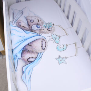 Luxury custom toddler fitted sheet South Africa – soft breathable fabric, handmade by Cinnamon & Spice. Tatty Teddy blue