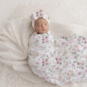 Wallpaper Scattered Floral Baby Swaddle Wrap Set | Newborn Hospital Set SA | Cinnamon & Spice South Africa Handcrafted wrap set, perfect for swaddling baby and helps reduce the startle reflex, promoting longer, more restful sleep for your baby in a South African-inspired nursery. Cinnamon and Spice. Featuring any print